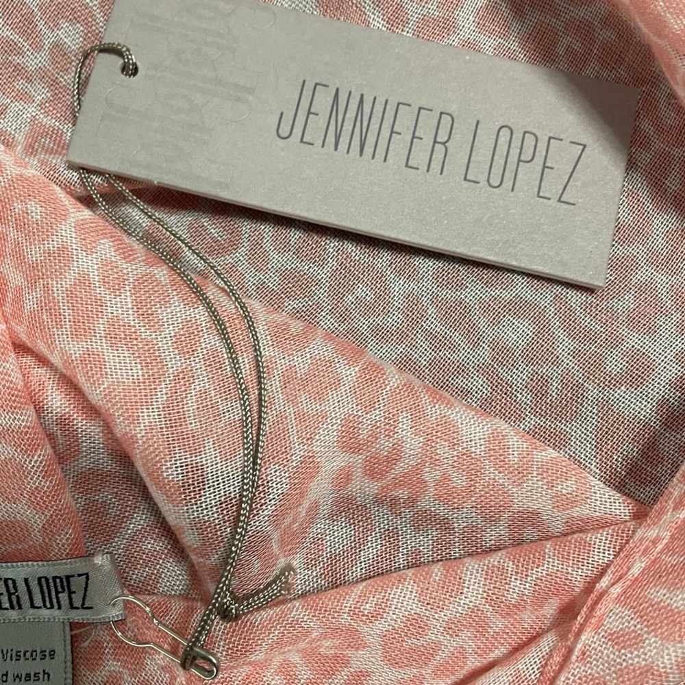 Jennifer Lopez Pink Animal Print Scarf - Picture 6 of 8